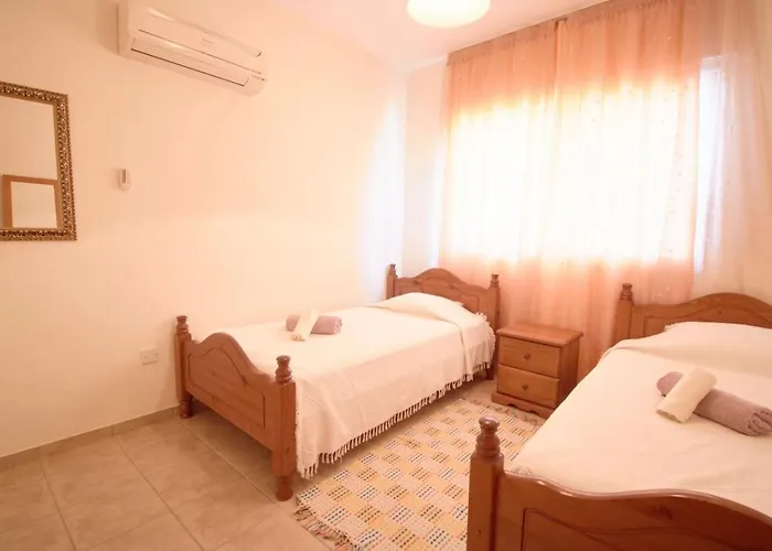 Case de vacanță Tatiana - 3br Coastal Serenity With Private Pool *